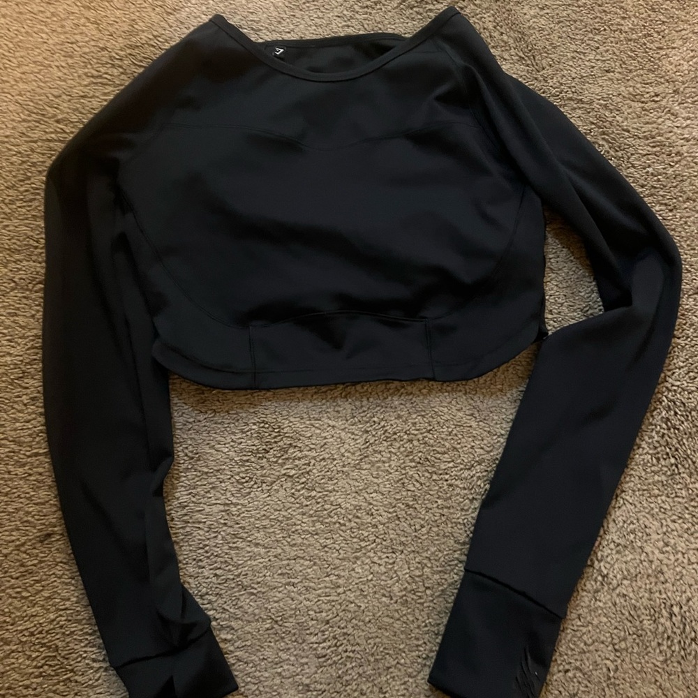 Gym shark long sleeve crop top